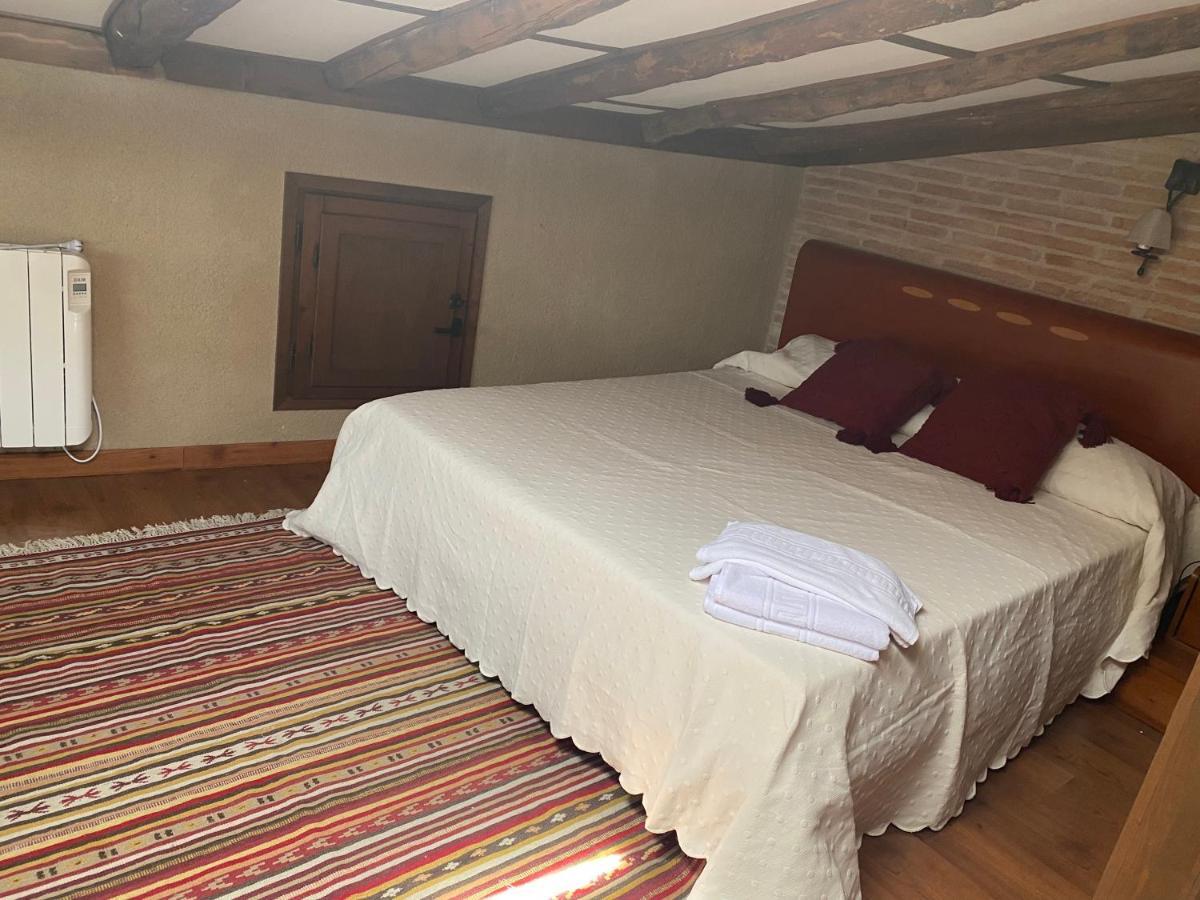 Casa Zapatero En Somontano Vila Salas Bajas Exterior foto