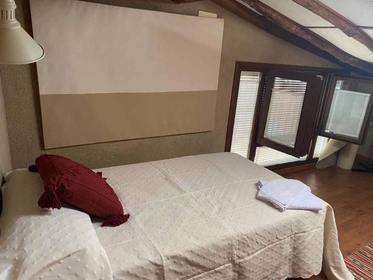 Casa Zapatero En Somontano Vila Salas Bajas Exterior foto